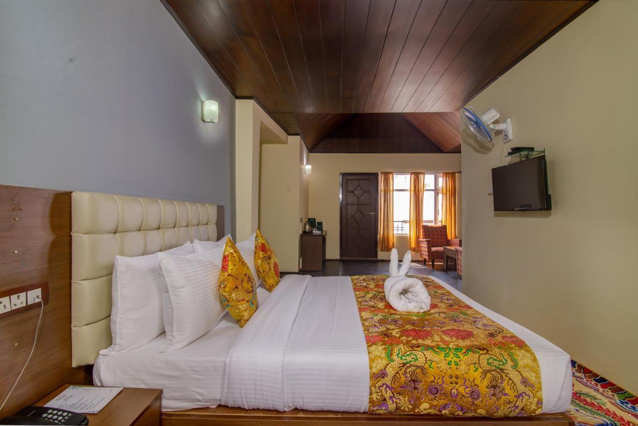 Muscatel Grand Silkroute - 300 Mts From Mg Marg Gangtok Exterior foto